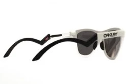 Occhiali Da Sole OAKLEY Frogskins Hybrid OO9289-0855 10 Occhiali Da Sole OAKLEY Frogskins Hybrid OO9289-0855 -Negozio al dettaglio Stylottica occhiali da sole oakley frogskins hybrid oo9289 0855 4