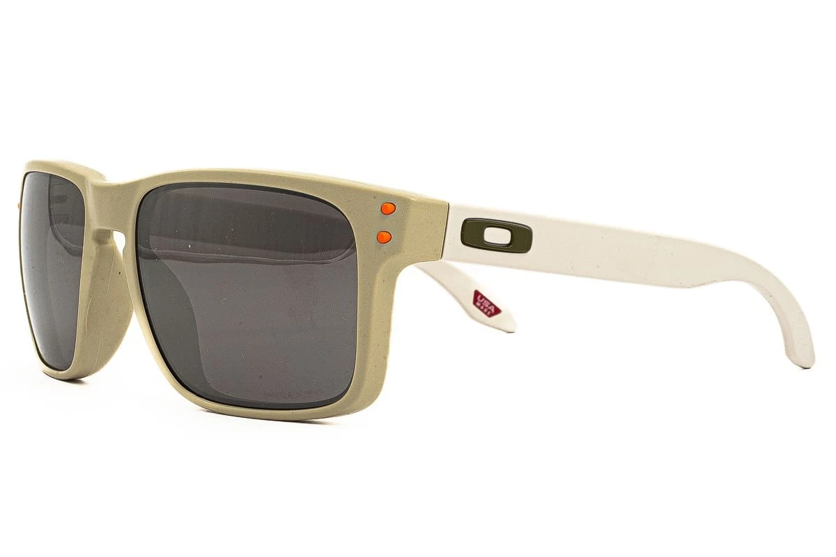 Occhiali Da Sole OAKLEY Holbrook OO9102-Y155 2 Occhiali Da Sole OAKLEY Holbrook OO9102-Y155 - immagine 2