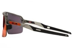 Occhiali Da Sole OAKLEY Sutro Light OO9463-6839 -Negozio al dettaglio Stylottica occhiali da sole oakley sutro light oo9463 6839 2