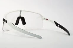 Occhiali Da Sole OAKLEY Sutro Lite OO9463-4639 Prizm Photocromic 9 Occhiali Da Sole OAKLEY Sutro Lite OO9463-4639 Prizm Photocromic -Negozio al dettaglio Stylottica occhiali da sole oakley sutro lite oo9463 4639 prizm photocromic 3