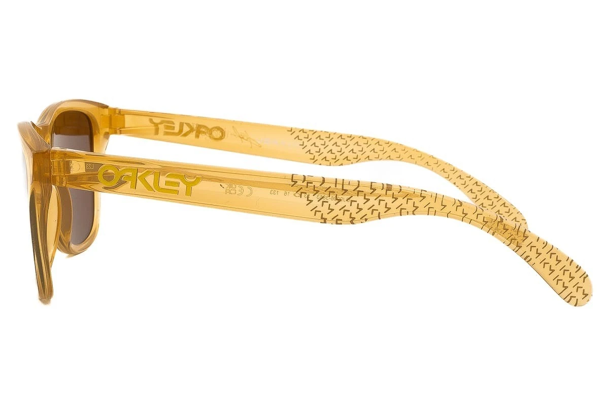 Occhiali Da Sole Per Bambini OAKLEY Frogskins XS OJ9006-3853 Kylian Mbappé 3 Occhiali Da Sole Per Bambini OAKLEY Frogskins XS OJ9006-3853 Kylian Mbappé - immagine 3