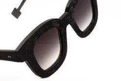 Occhiali Da Sole SABINE BE Be Idol Line Col Black 15 Black Edition -Negozio al dettaglio Stylottica occhiali da sole sabine be be idol line col black 15 black edition 5